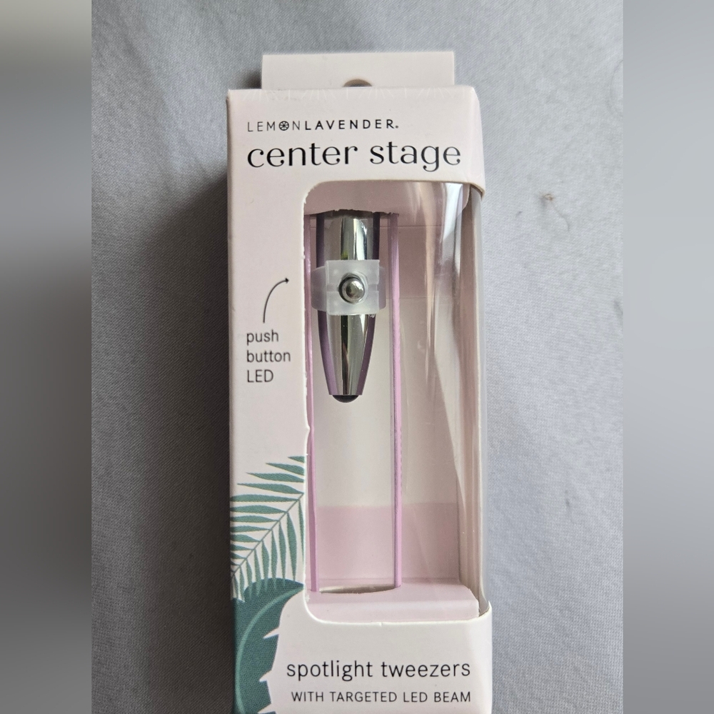 Lemon Lavender Center Stage Spotlight Tweezer with target LED beam
